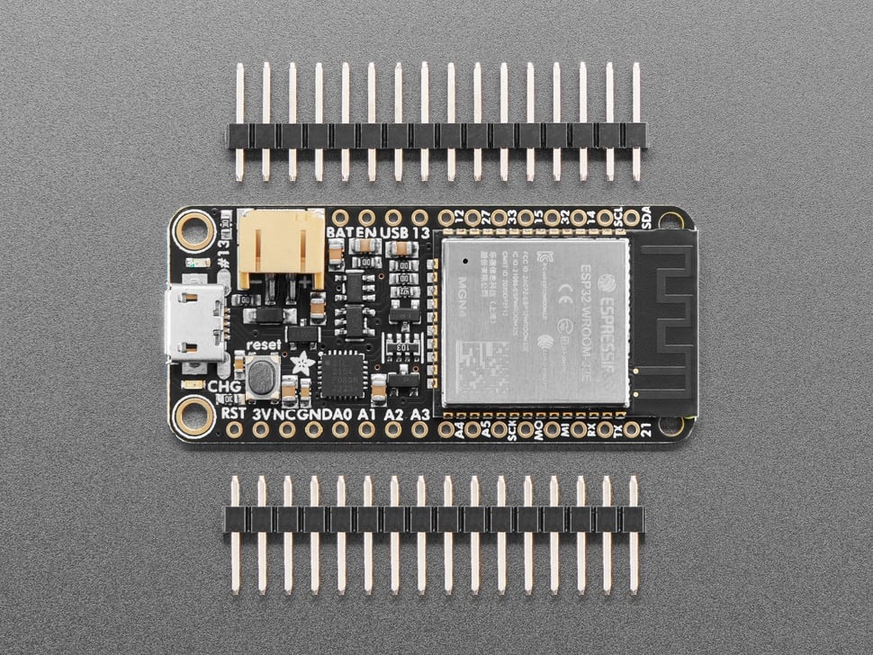 Adafruit HUZZAH32 – ESP32 Feather Board