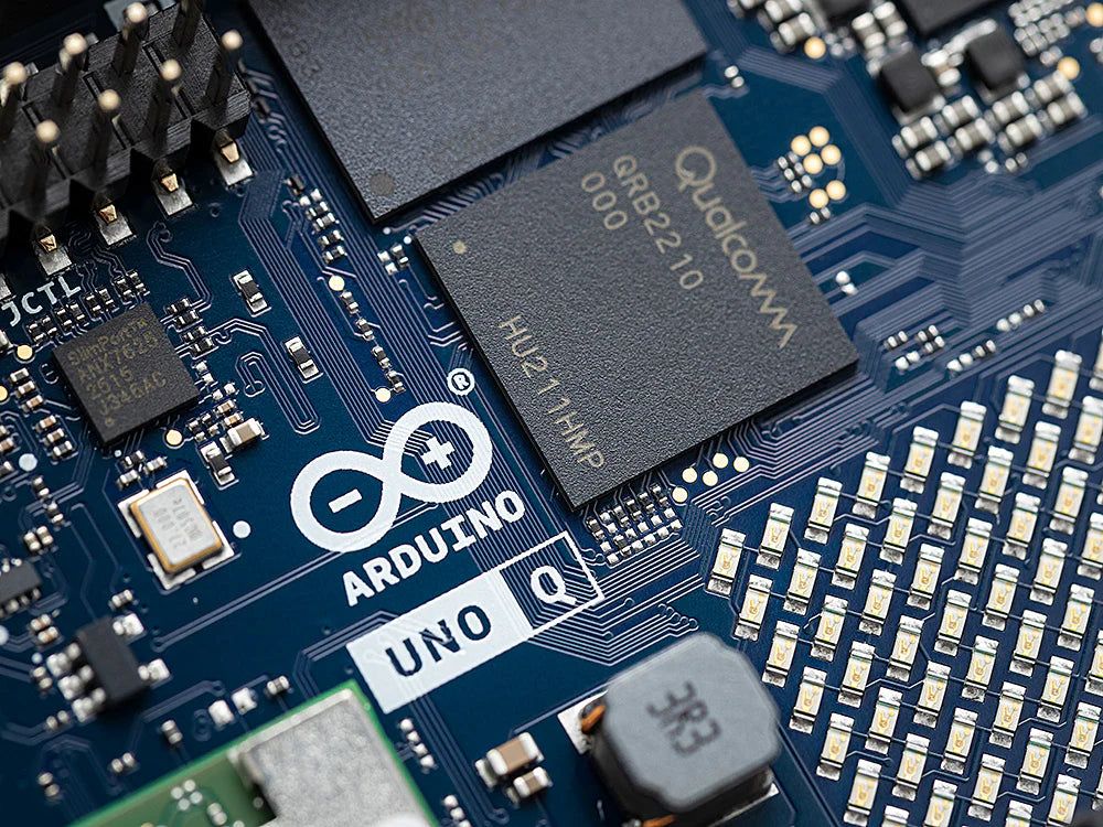 Arduino UNO Q Official Development Board
